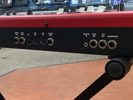 Nord ELECTRO 5D 61 3